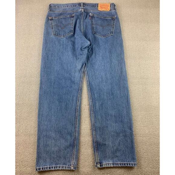 Levi's 505 Men's Jeans Size 35x30 Blue Denim Medium Wash Cotton Casual Straight - Picture 2 of 12